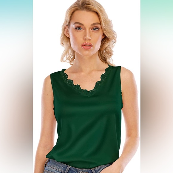 Green Silk and lace top - Picture 1 of 6